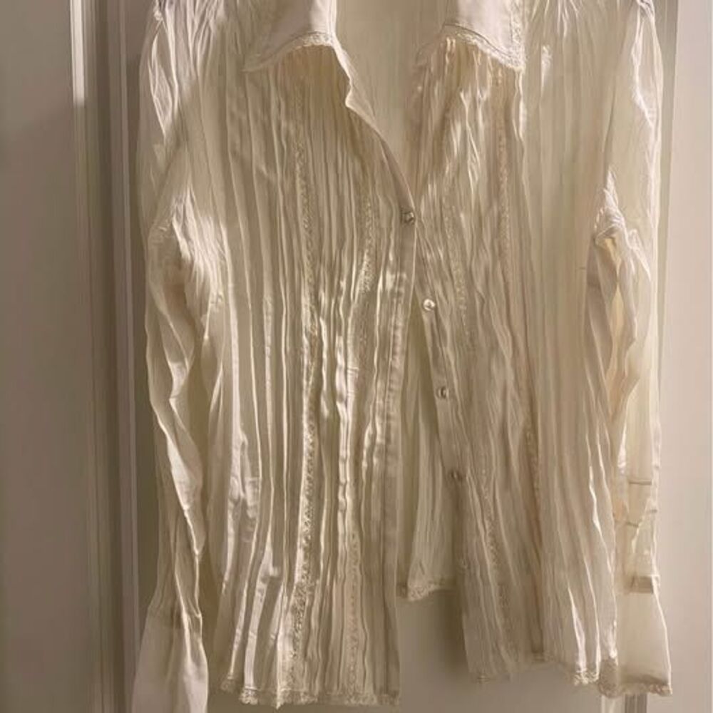 Vintage Studio 1940 Sheer Bow‑Sleeve Lace Overlay Blouse